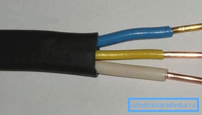 Što je veća snaga sustava, to je deblji kabel za uporabu. Što je veća snaga sustava, to je deblji kabel za uporabu.