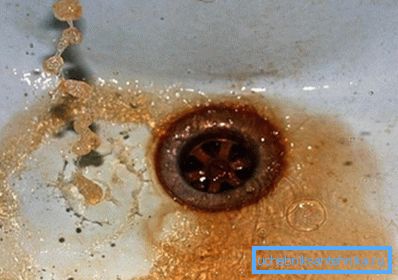 Da biste razumjeli uzrok onečišćenja, također je potrebno pregledati sudoper i odvod vode gdje voda koja teče iz slavine ide. Da biste razumjeli uzrok onečišćenja, također je potrebno pregledati sudoper i odvod vode gdje voda koja teče iz slavine ide.