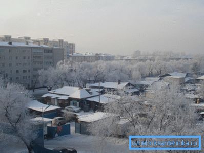Za regiju Amur karakteriziraju prilično teške zime. Za regiju Amur karakteriziraju prilično teške zime.
