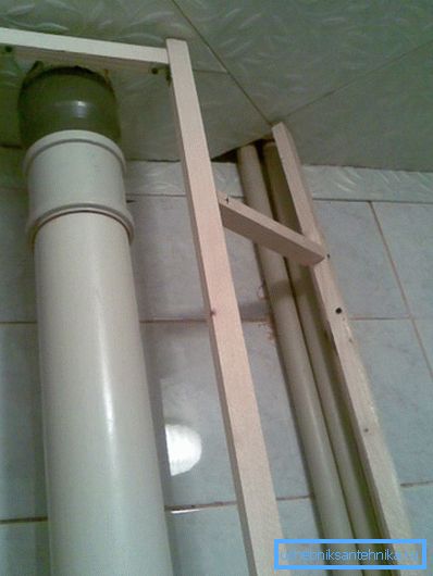 Za konstrukciju okvira i odgovarajuće drvene šipke samo je bolje rukovanje sredstvom protiv vlage Za konstrukciju okvira i odgovarajuće drvene šipke samo je bolje rukovanje sredstvom protiv vlage