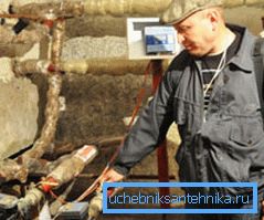 Da biste pokrenuli grijanje, dovoljno je da zakrenete potrebni ventil, pokrenete nosač topline i ispustite zrak iz cijevi Da biste pokrenuli grijanje, dovoljno je da zakrenete potrebni ventil, pokrenete nosač topline i ispustite zrak iz cijevi