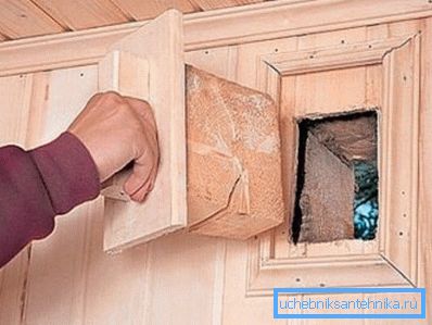 Prirodna ventilacija u drvenoj kući izbjegava kalupe i truljenje.