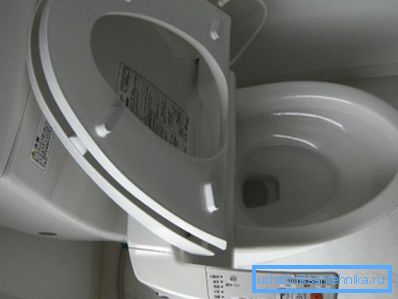 Foto-WC s električnim grijanjem Foto-WC s električnim grijanjem