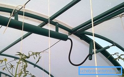 Hidraulički sustav automatske ventilacije staklenika