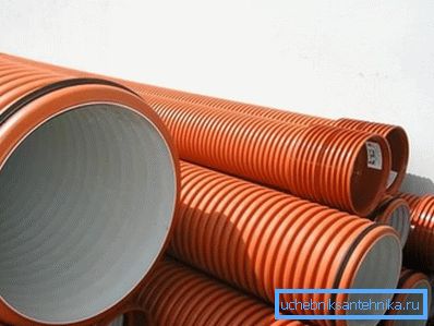 Valoviti cjevovod ima veću čvrstoću Valoviti cjevovod ima veću čvrstoću