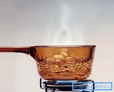 Vruća voda dobro se poklapa s malo začepljenja