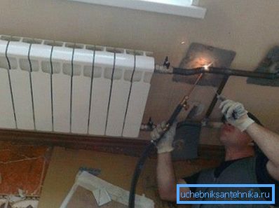 Dobar zavarivač uvijek zna koje će elektrode zavarivati cijevi. Dobar zavarivač uvijek zna koje će elektrode zavarivati cijevi.