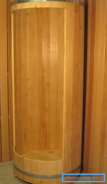 Lukinske kabine su otporne na vlagu pa je ovaj materijal toliko popularan u proizvodnji tuš kabina