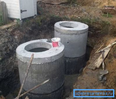 Kanalizacijske betonske bušotine u fazi završetka Kanalizacijske betonske bušotine u fazi završetka