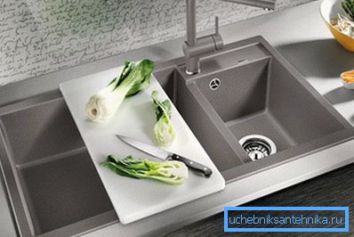 Porculan pločica - pouzdan i izdržljiv materijal.