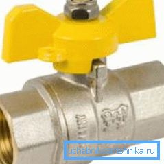 Dizalica s ručicom leptira i uvjetni prolaz od 15 mm