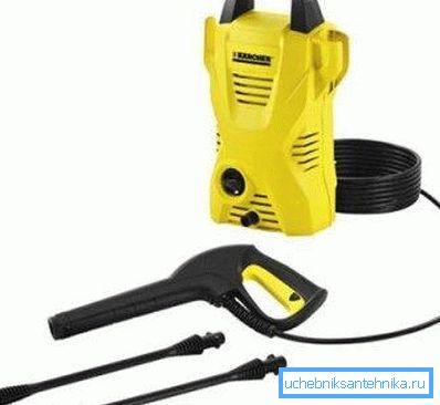 Mini-sudoper koji se može koristiti kao izvor tlaka za hidrodinamičko čišćenje Mini-sudoper koji se može koristiti kao izvor tlaka za hidrodinamičko čišćenje