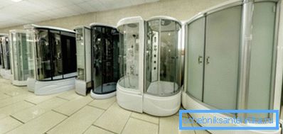 Raznolikost modernih tuševa i hidromasažnih kutija. Raznolikost modernih tuševa i hidromasažnih kutija.