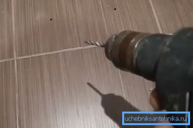 U fotografskim rupe u crijepu U fotografskim rupe u crijepu