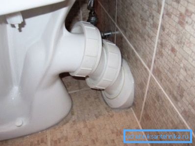 Na fotografiji: optimalno rješenje - mjesto WC-a neposredno blizu uspona Na fotografiji: optimalno rješenje - mjesto WC-a neposredno blizu uspona