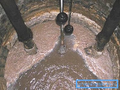 Na fotografiji - uređaju sump Na fotografiji - uređaju sump