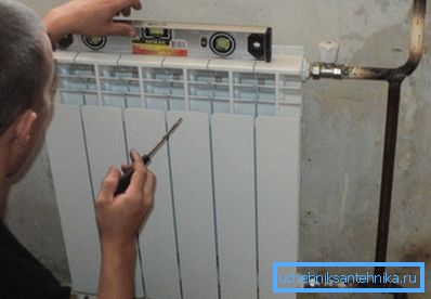 Nemojte zaboraviti pravilno instalirati radijatore. Nemojte zaboraviti pravilno instalirati radijatore.