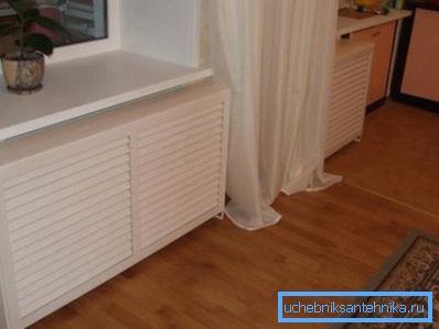 Jeftino rješenje interijera od PVC plastike. Jeftino rješenje interijera od PVC plastike.