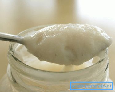 Tijekom fermentacije oslobađa se ugljični dioksid. Tijekom fermentacije oslobađa se ugljični dioksid.