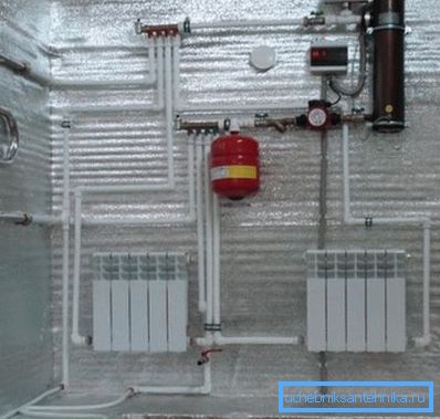Primjer sustava instaliranog u zvučno izoliranoj sobi