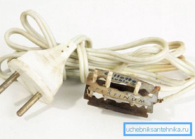 Primitivni elektrodni grijač. Primitivni elektrodni grijač.