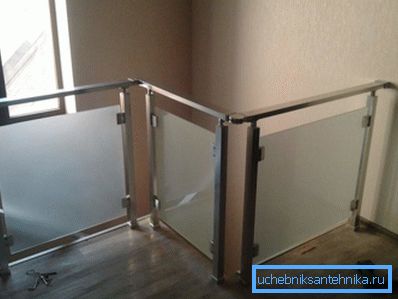 Razni aluminijski interijeri ne samo da izgledaju dobro, već i imaju visoku izdržljivost. Razni aluminijski interijeri ne samo da izgledaju dobro, već i imaju visoku izdržljivost.