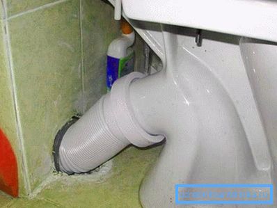 898 Ručno čišćenje valovitog WC-a