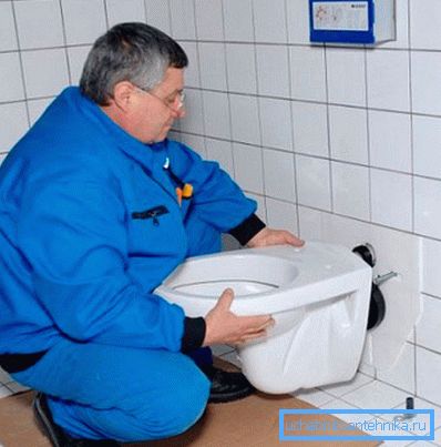Montaža suspendirane WC školjke Montaža suspendirane WC školjke
