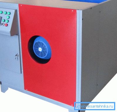 Moderne ventilacijske jedinice opremljene su elektroničkim upravljačkim sustavom. Moderne ventilacijske jedinice opremljene su elektroničkim upravljačkim sustavom.