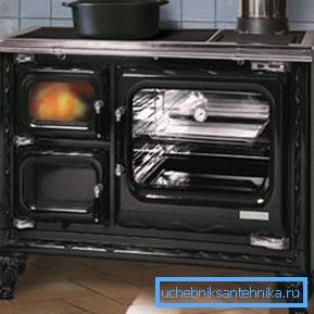 Moderno grijanje i kuhanje od lijevanog željeza. Moderno grijanje i kuhanje od lijevanog željeza.