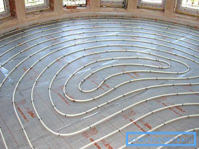 Spiralno polaganje od metalne plastike Spiralno polaganje od metalne plastike