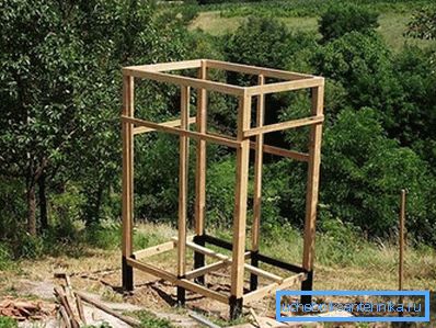 Postavili smo vrh obloge i vodoravne oplate. Postavili smo vrh obloge i vodoravne oplate.