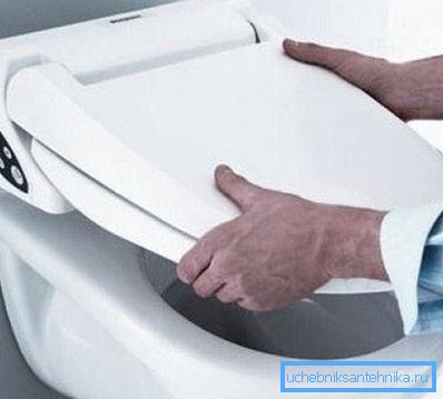 Tako se uobičajeni toalet pretvori u grijanje Tako se uobičajeni toalet pretvori u grijanje