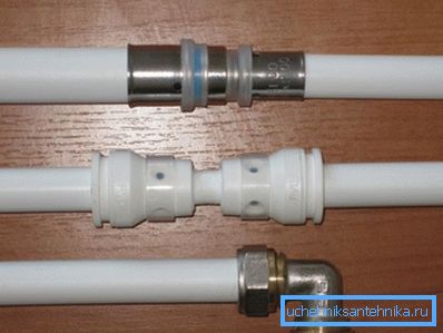 Tri postojeće metode spajanja metal-plastika. Tri postojeće metode spajanja metal-plastika.
