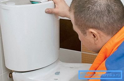 Učenje kako popraviti ispuštanje WC školjke Učenje kako popraviti ispuštanje WC školjke
