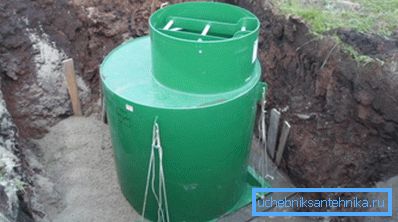 Ugradnja plastičnog kućišta na jastučić betona