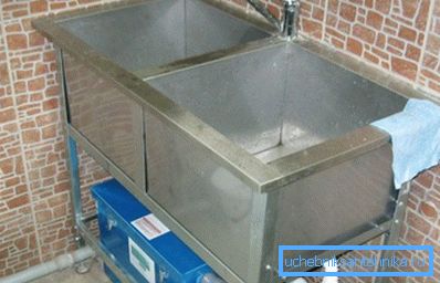 Kao mjera opreza, ispod umivaonika možete postaviti zamku za podmazivanje Kao mjera opreza, ispod umivaonika možete postaviti zamku za podmazivanje