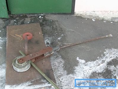 Upotreba bilo kakvog metalnog obloga prikladna je kao Upotreba bilo kakvog metalnog obloga prikladna je kao
