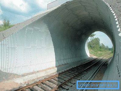Cjevovod kanal kao željeznički tunel Cjevovod kanal kao željeznički tunel