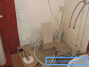 Sve je spremno za instalaciju tuš-ladice i tavi Sve je spremno za instalaciju tuš-ladice i tavi